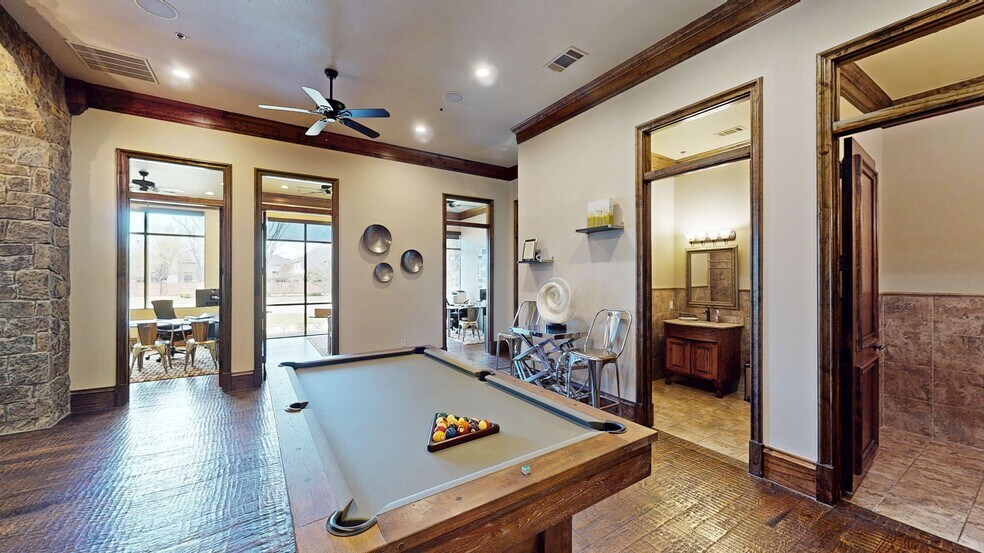 More Photos Of 3000 Village Pky, Highland Village Office For Sale