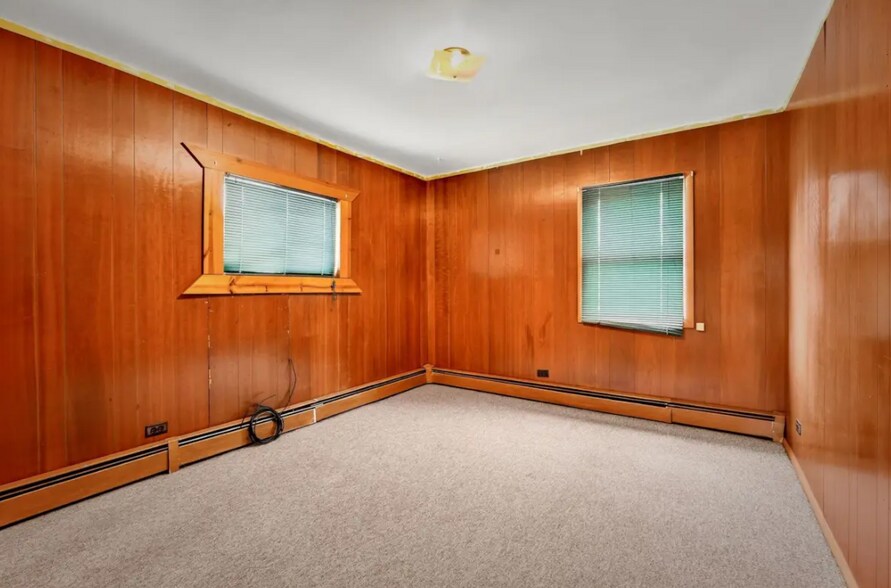 More Photos Of 5340 Bridge Rd, Mc Naughton Storefront Retail Residential For Sale