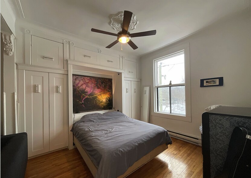 More Photos Of 1036 Av D'oxford, Montréal Apartments For Sale