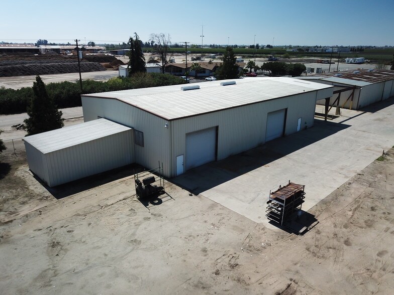 More Photos Of 43016 Road 68, Reedley Warehouse For Lease