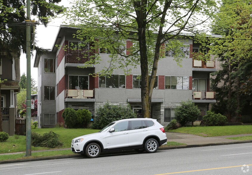 More Photos Of 958 E Broadway, Vancouver Apartments For Sale