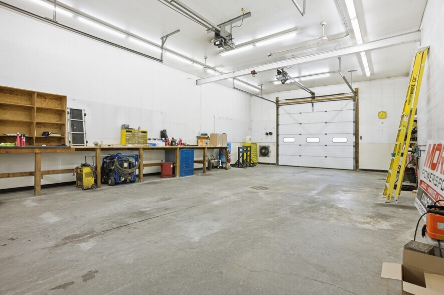 More Photos Of 4150 State Highway 13, Wisconsin Dells Freestanding For Sale