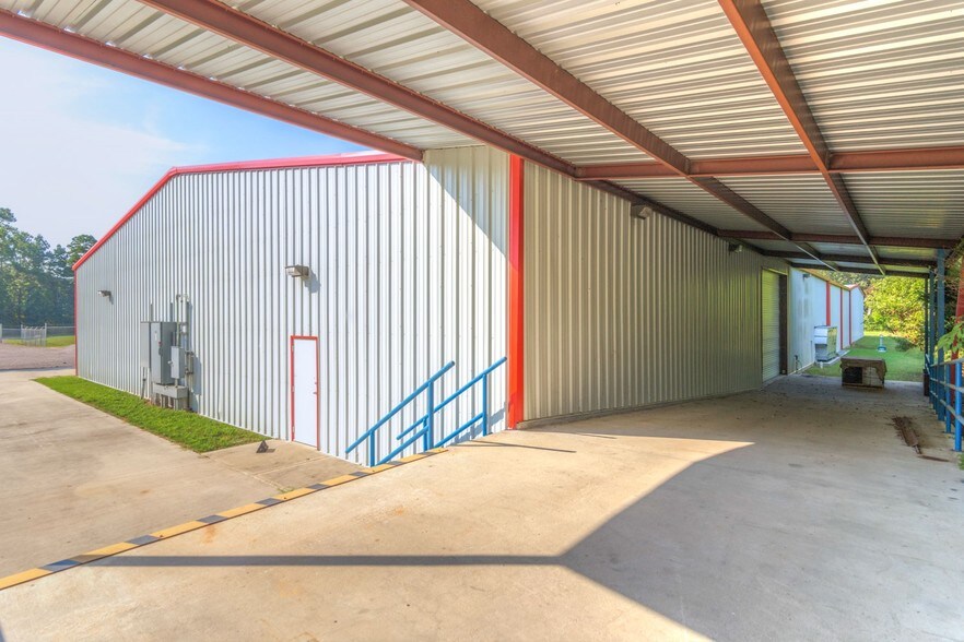More Photos Of 13939 Old Texaco Rd, Conroe Industrial For Sale