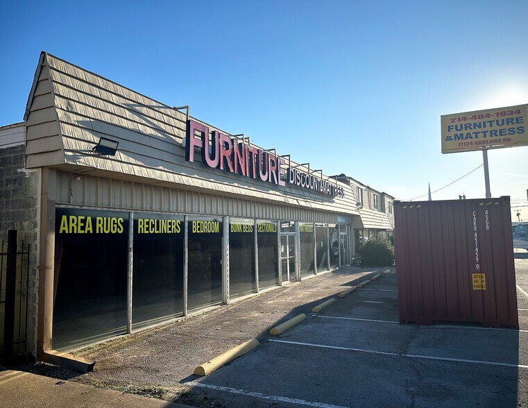 More Photos Of , Dallas General Retail For Sale