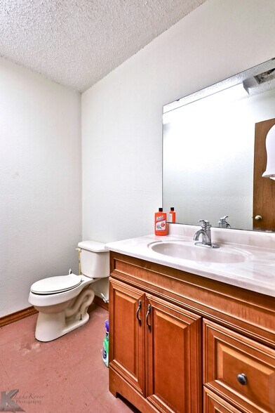 More Photos Of 3097 Brick Plant Rd, Snyder Manufacturing For Sale