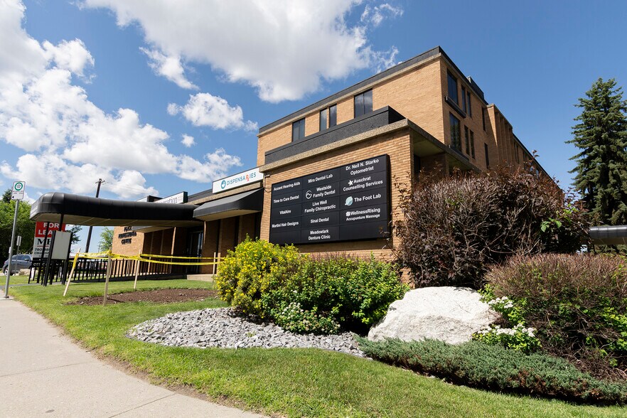 More Photos Of 8708 155st, Edmonton Office For Sale