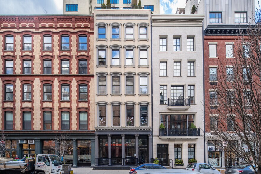 More Photos Of 139 Reade St, New York Apartments For Lease