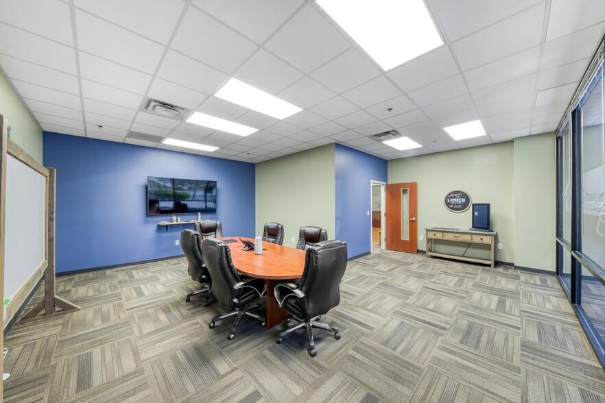 More Photos Of 3050 Matlock Dr, Kennesaw Light Manufacturing For Sale