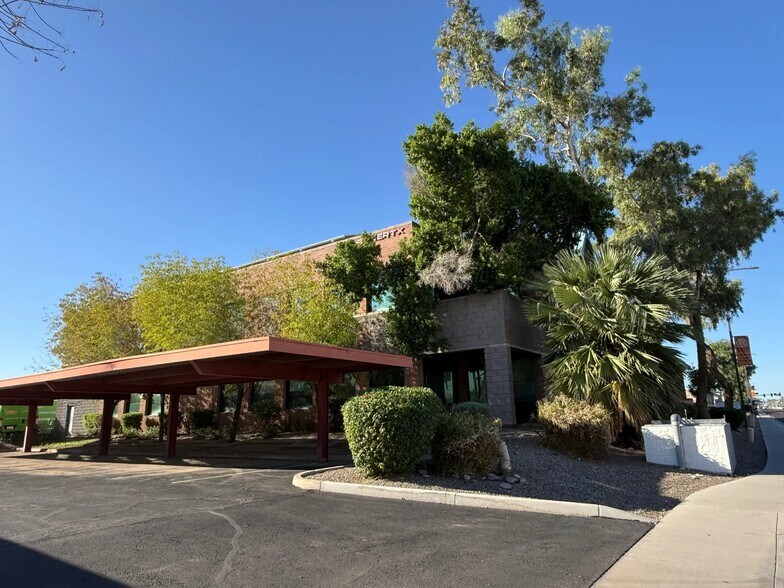 More Photos Of 7540 N 19th Ave, Phoenix Office For Sale