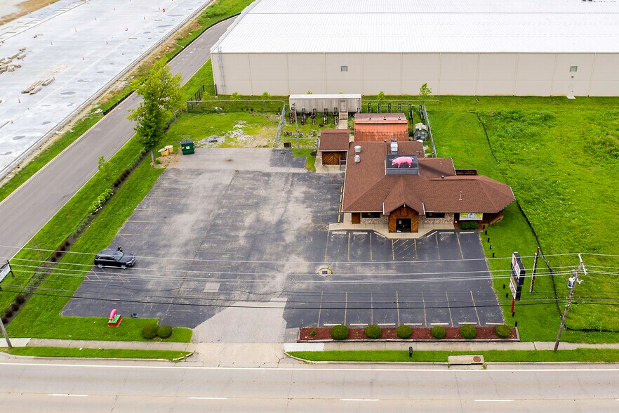 More Photos Of 6006 Shepherdsville Rd, Louisville Restaurant For Sale
