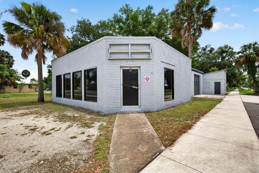 More Photos Of 1321 St Johns Ave, Palatka Service For Sale