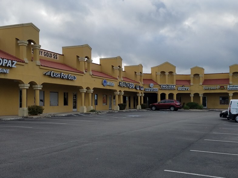 More Photos Of 9386 Huebner Rd, San Antonio Storefront Retail Office For Sale