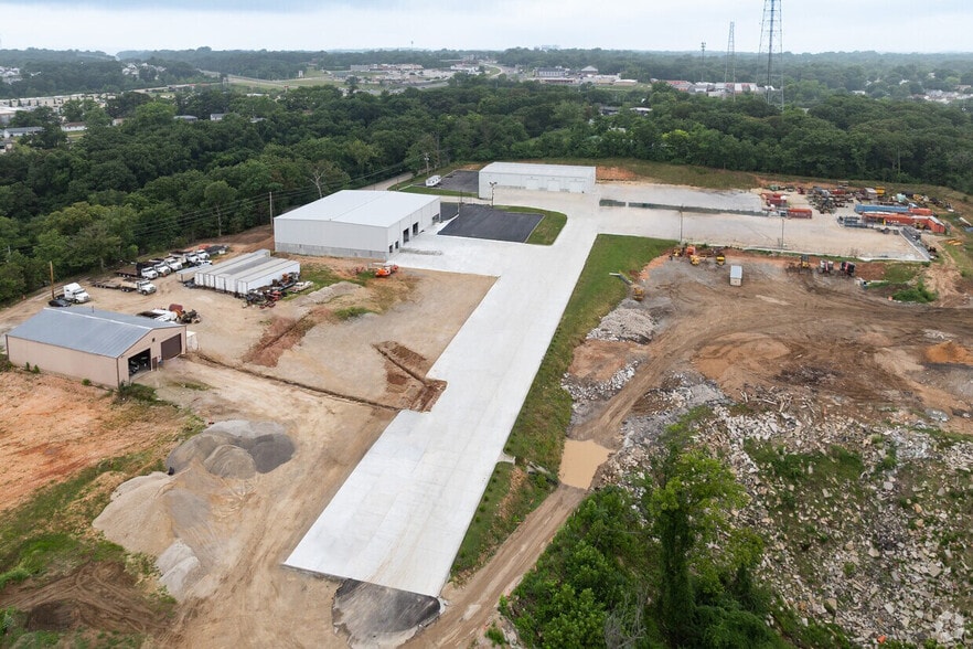 More Photos Of 9719 Aulbach Industrial, High Ridge Warehouse For Lease