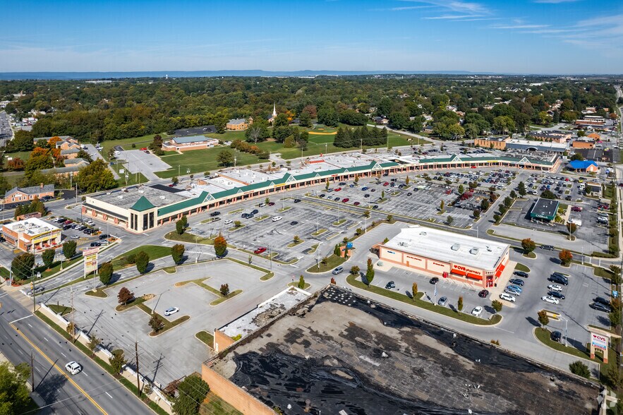 More Photos Of 1519 Potomac Ave, Hagerstown Unknown For Lease