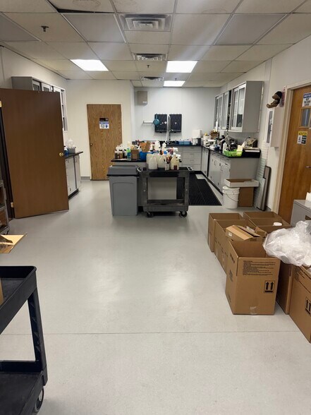 More Photos Of 9 Whippany Rd, Whippany Unknown For Lease