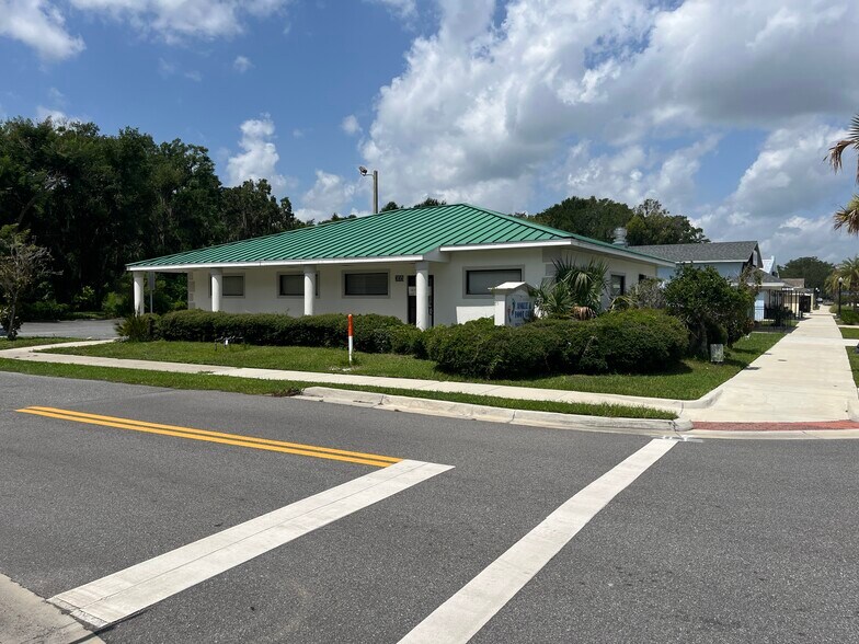 More Photos Of 305 S Childs St, Leesburg Medical For Sale