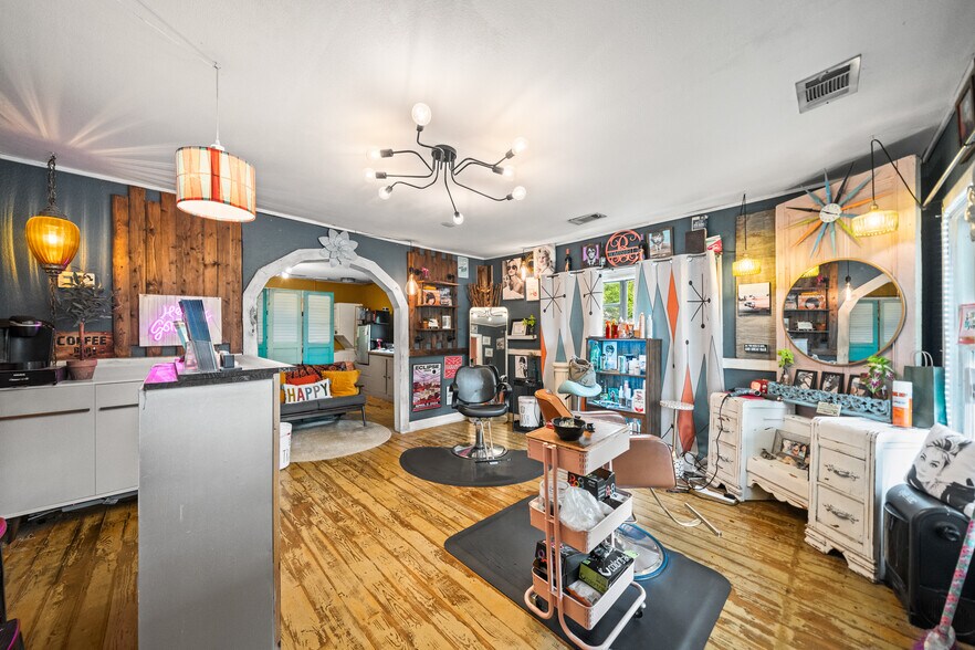 More Photos Of 4060 N Highway 7, Hot Springs Village Warehouse For Sale