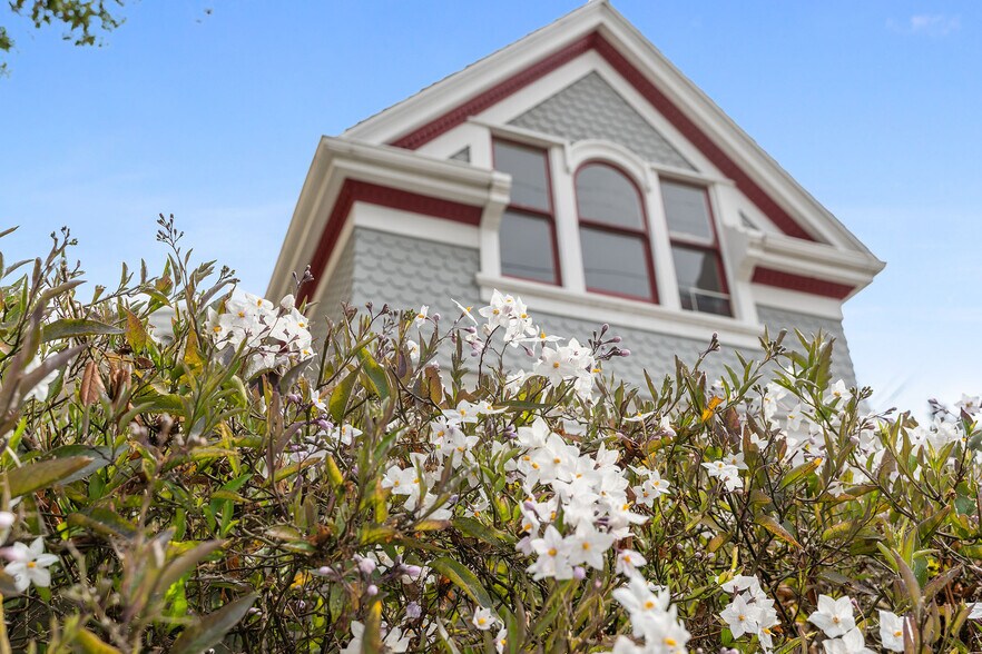 More Photos Of 2424-2428 Dwight Way, Berkeley Medical For Lease