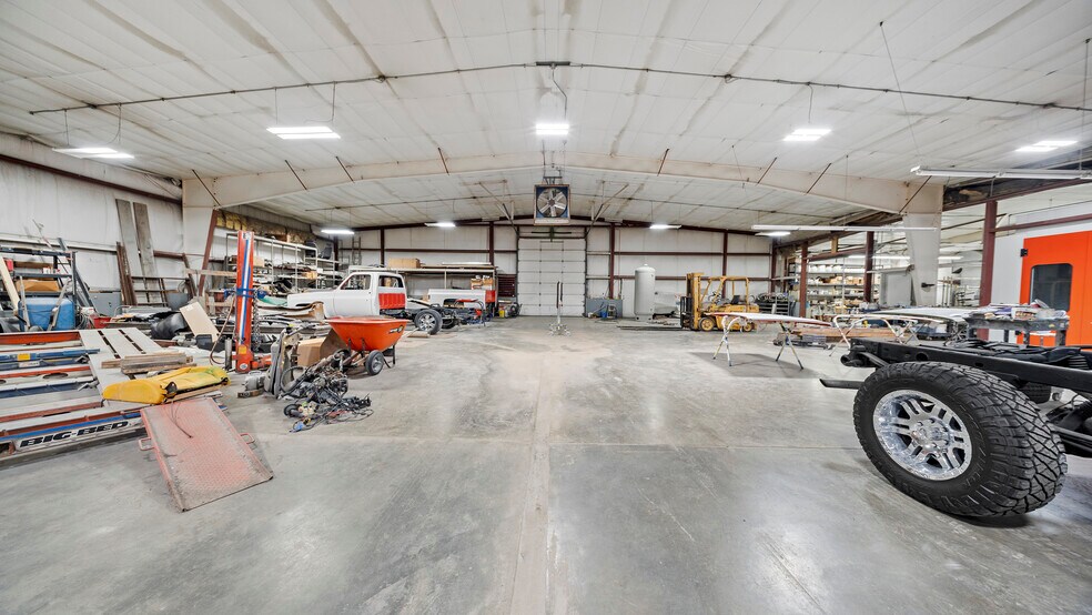 More Photos Of 4630 Crisfield Hwy, Crisfield Warehouse For Sale