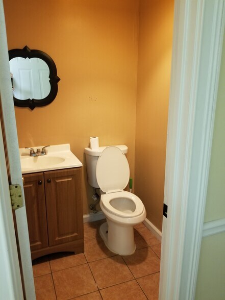More Photos Of 2900-12 Chamblee Tucker Rd, Chamblee Office For Lease