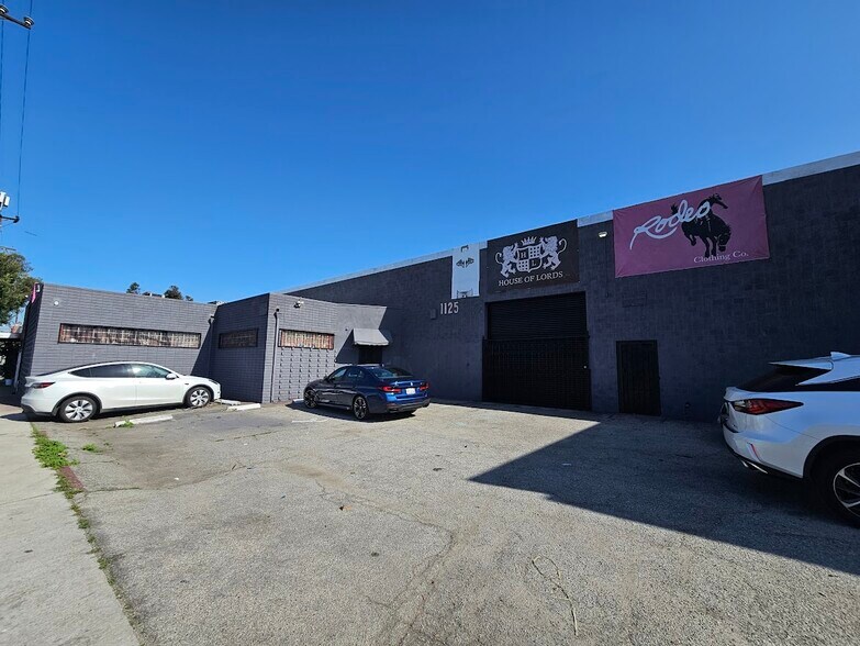 More Photos Of 1125 E 14th St, Los Angeles Warehouse For Sale