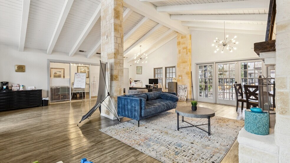 More Photos Of 11601 Audelia Rd, Dallas Apartments For Sale