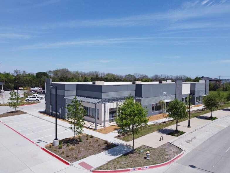More Photos Of 8617 Sunset Blvd, Rowlett Storefront Retail Office For Sale