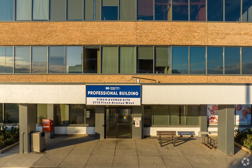 More Photos Of 2115 Finch Av W, Toronto Medical For Lease