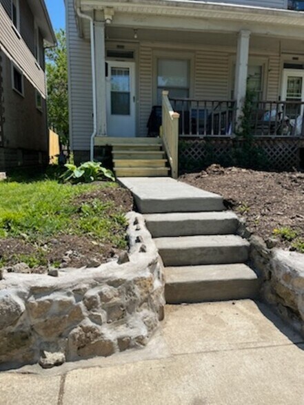 More Photos Of 2480 Deming Ave, Columbus Multifamily For Sale