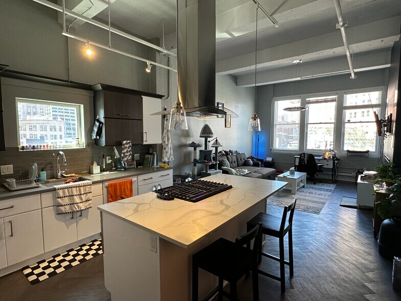 More Photos Of 510 Washington St, Buffalo Apartments For Sale