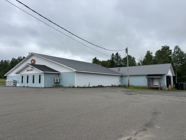 More Photos Of 256 Presque Isle rd, Ashland Supermarket For Sale