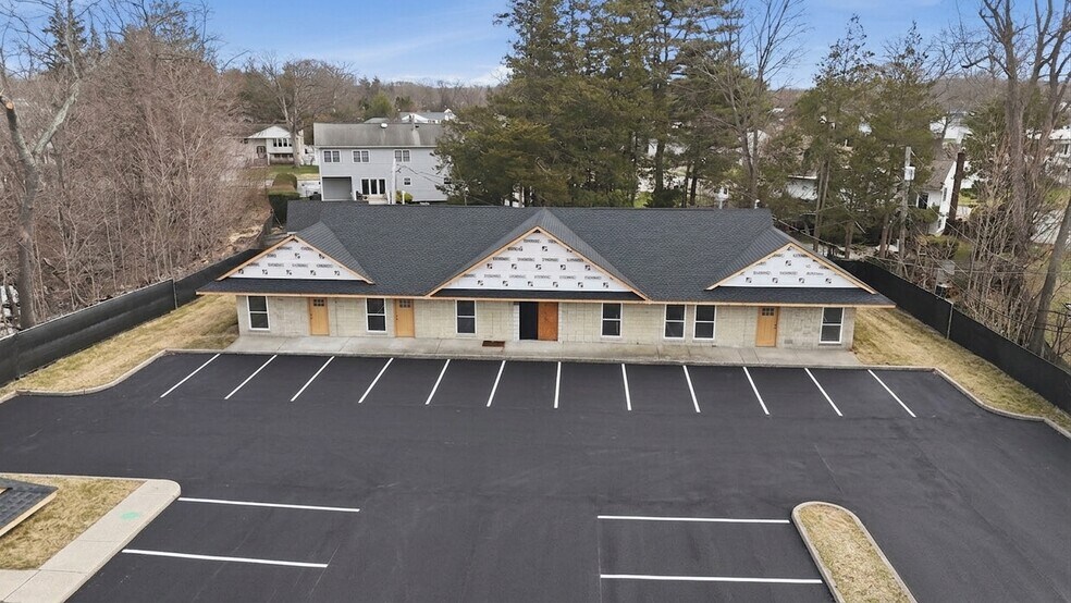 More Photos Of 359 Route 111, Smithtown Medical For Lease