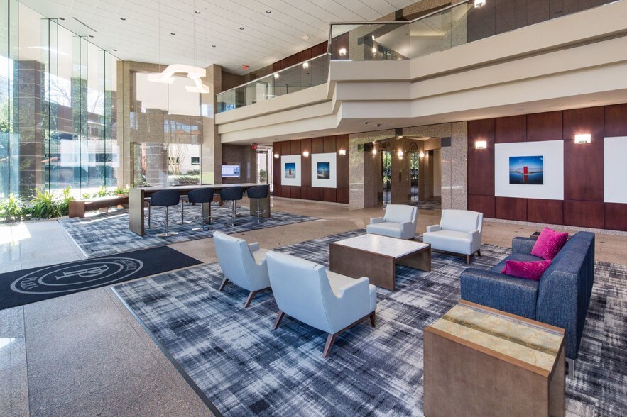 More Photos Of 5607 Glenridge Dr NE, Atlanta Office For Lease