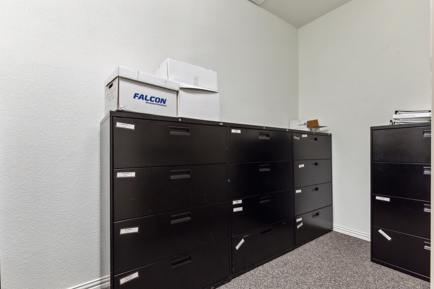 More Photos Of 700 N Carroll Ave, Southlake Office For Lease