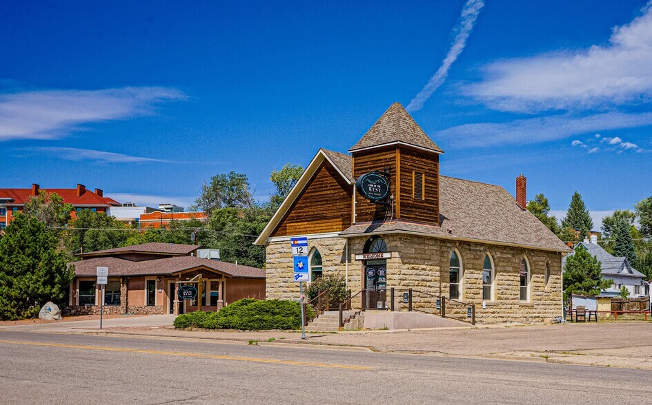 More Photos Of 431 University St, Trinidad Freestanding For Sale