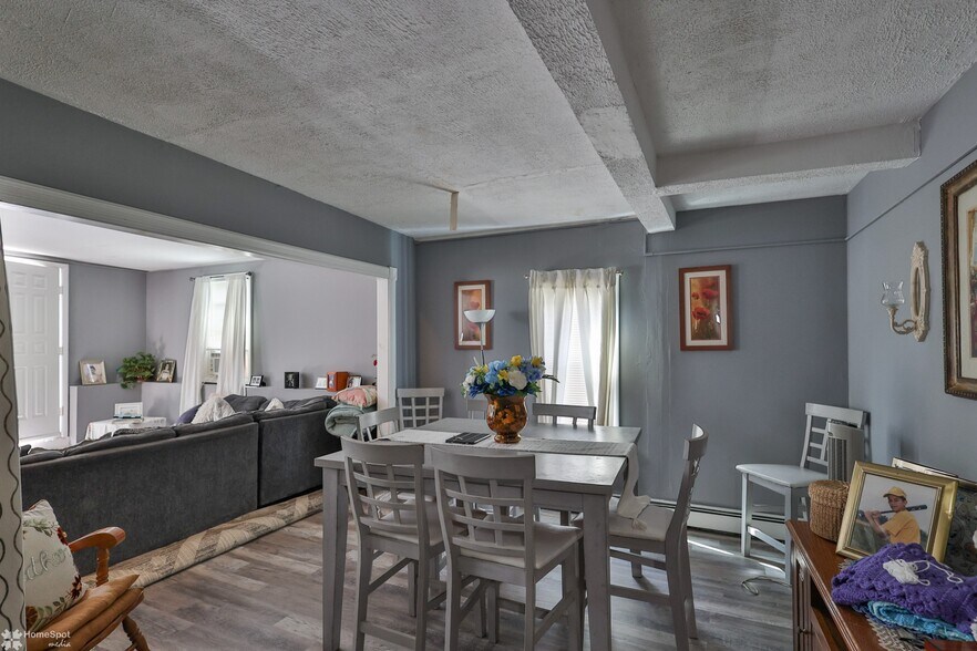 More Photos Of 902 W Wilkes Barre St, Easton Apartments For Sale