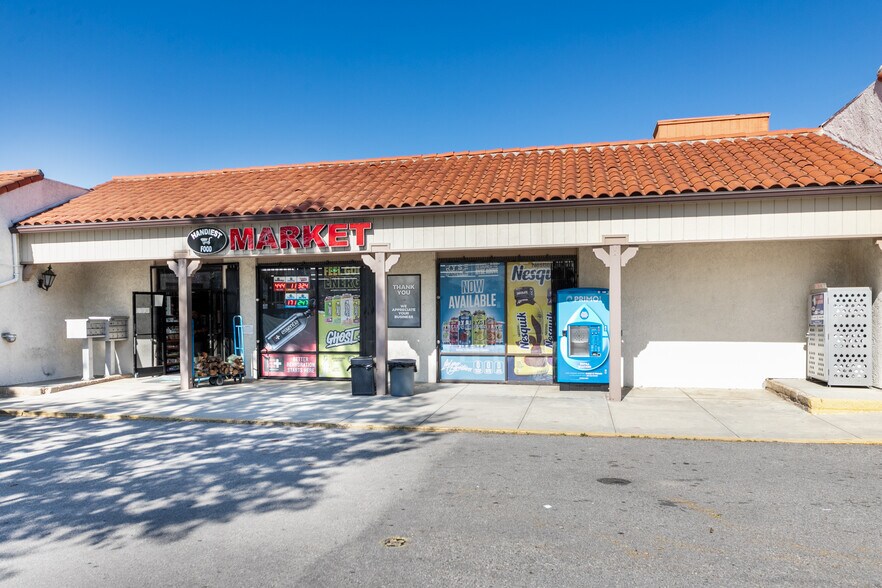 More Photos Of 14711 Princeton Ave, Moorpark Freestanding For Sale