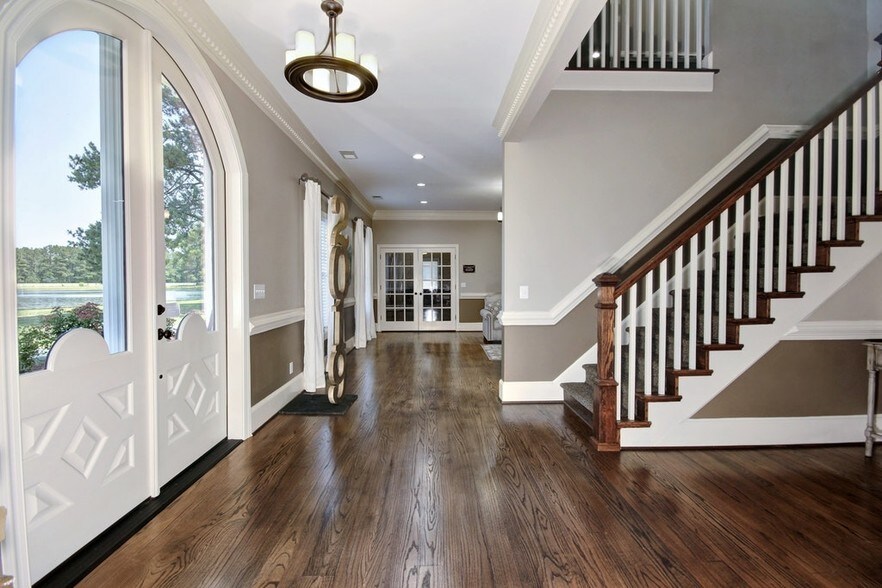 More Photos Of 190 Campground Rd, Selma Office For Lease