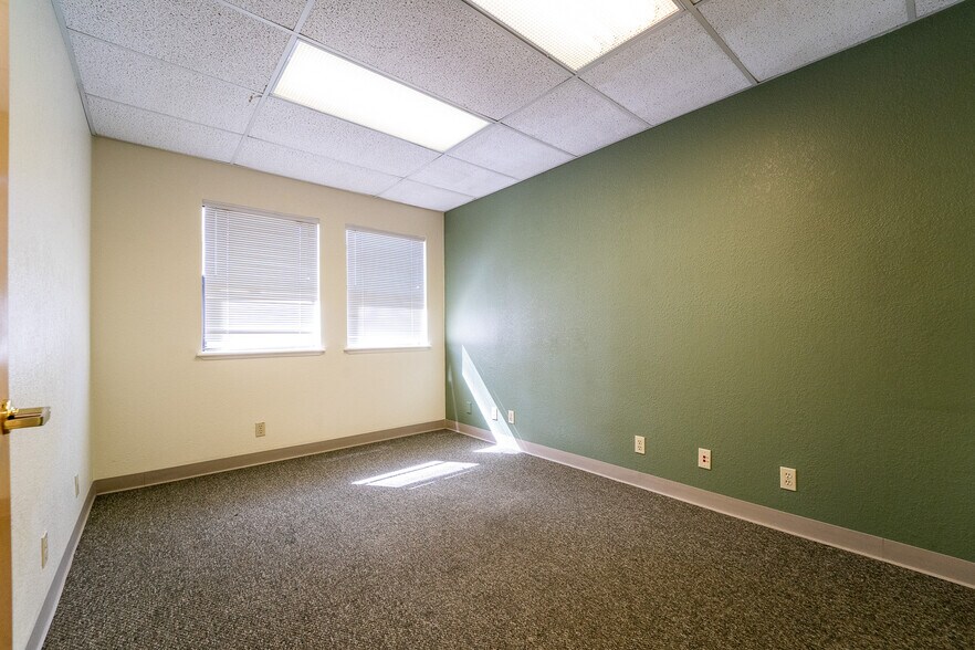 More Photos Of 1215 Plumas St, Yuba City Medical For Lease