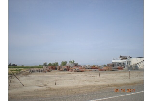 More Photos Of 2945 Niagara Rd, Colusa Manufacturing For Sale