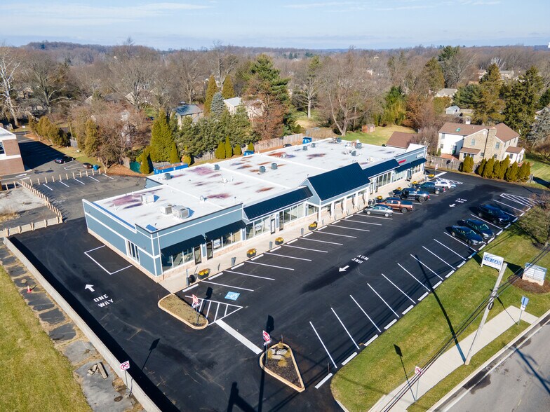 More Photos Of 853-881 W Butler Pike, Ambler General Retail For Lease