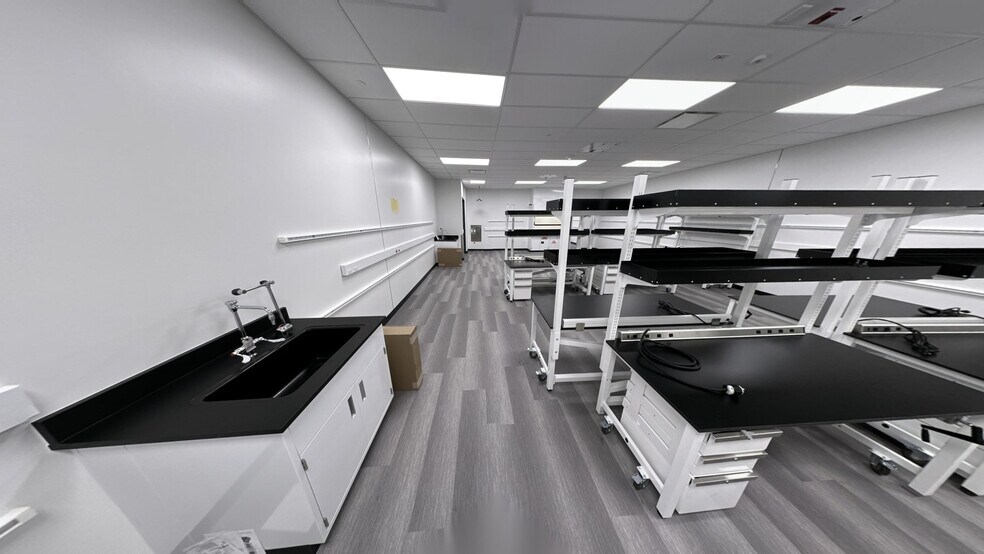 More Photos Of 25801 Industrial Blvd, Hayward Research And Development For Lease
