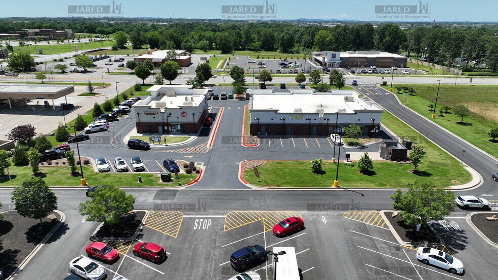 More Photos Of 4962 Elm Springs Rd, Springdale General Retail For Lease