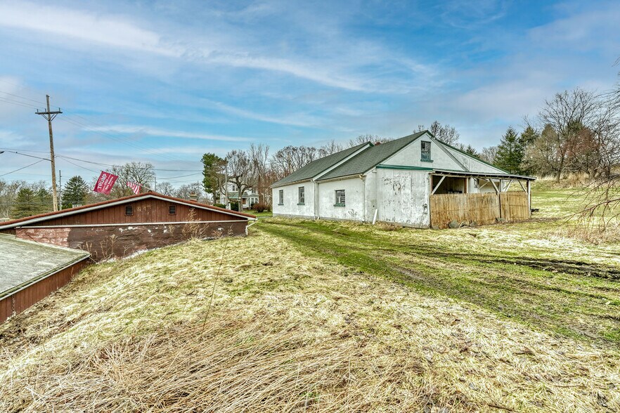 More Photos Of 1506 Empire Blvd, Webster Industrial For Lease