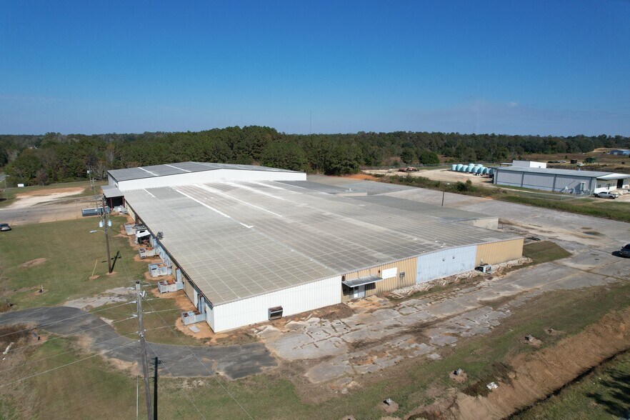More Photos Of 25389 Blakely Rd, Arlington Warehouse For Sale