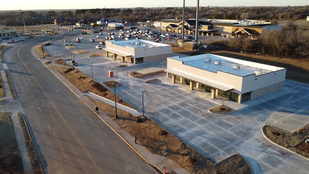 Primary Photo Of 1810 Norfolk, Broken Arrow Land For Lease