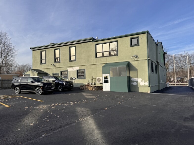 More Photos Of 265 Newbury St, Peabody Office For Lease