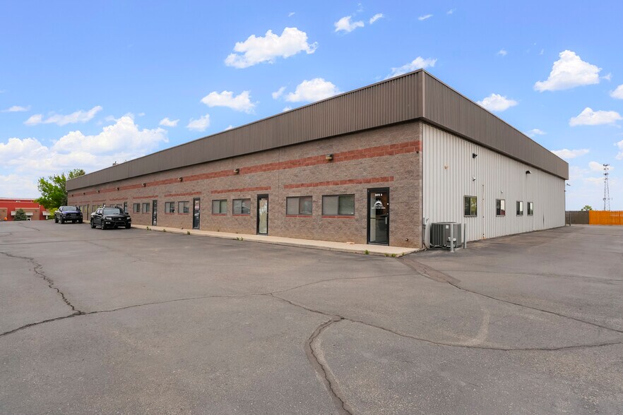More Photos Of 1740 Skyway Dr, Longmont Warehouse For Sale