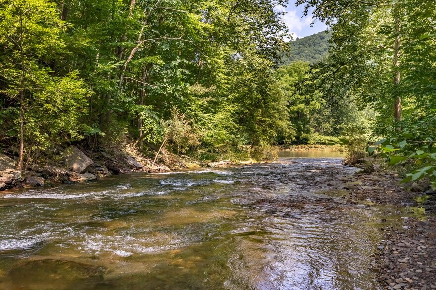 More Photos Of 392 Slate Run Rd, Slate Run Hospitality For Sale