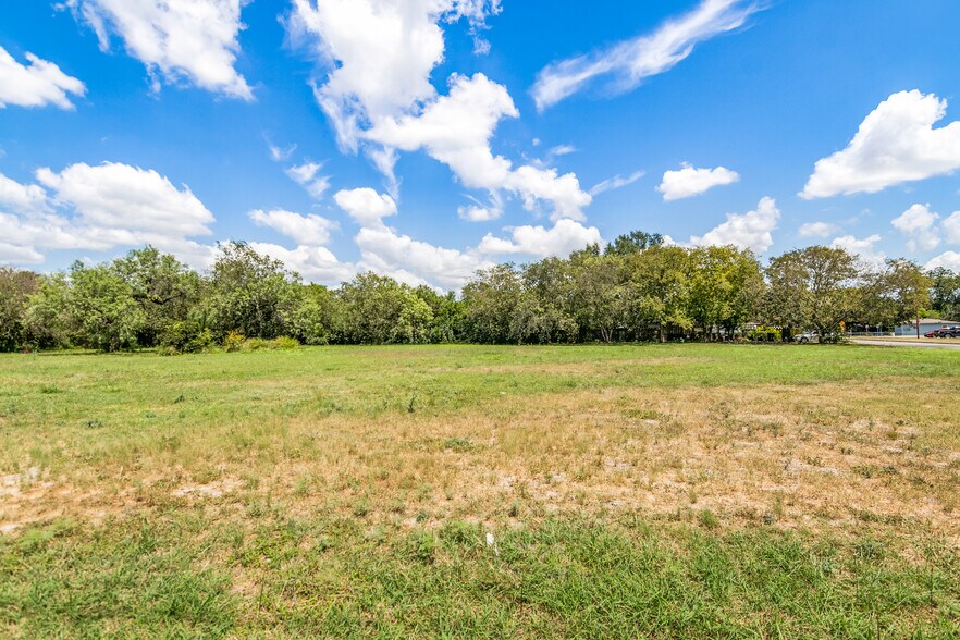 More Photos Of 115 Genevieve Dr, San Antonio Land For Sale